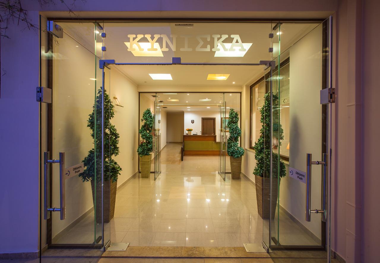 Kyniska Hotel Plitra Exterior photo