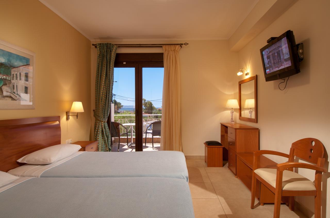 Kyniska Hotel Plitra Room photo