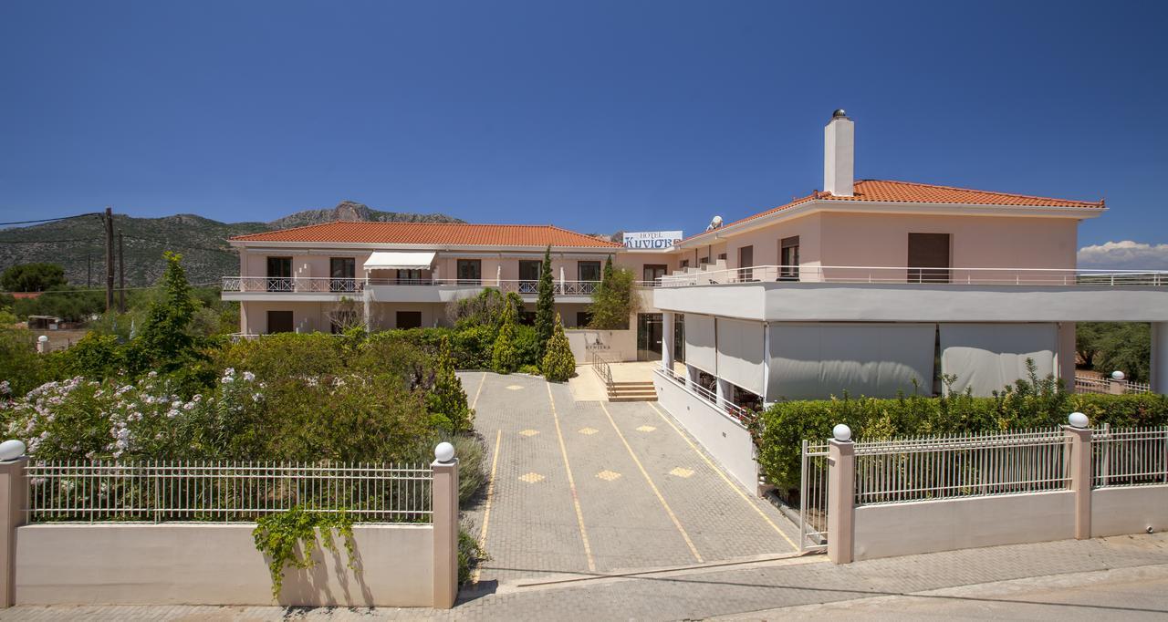 Kyniska Hotel Plitra Exterior photo
