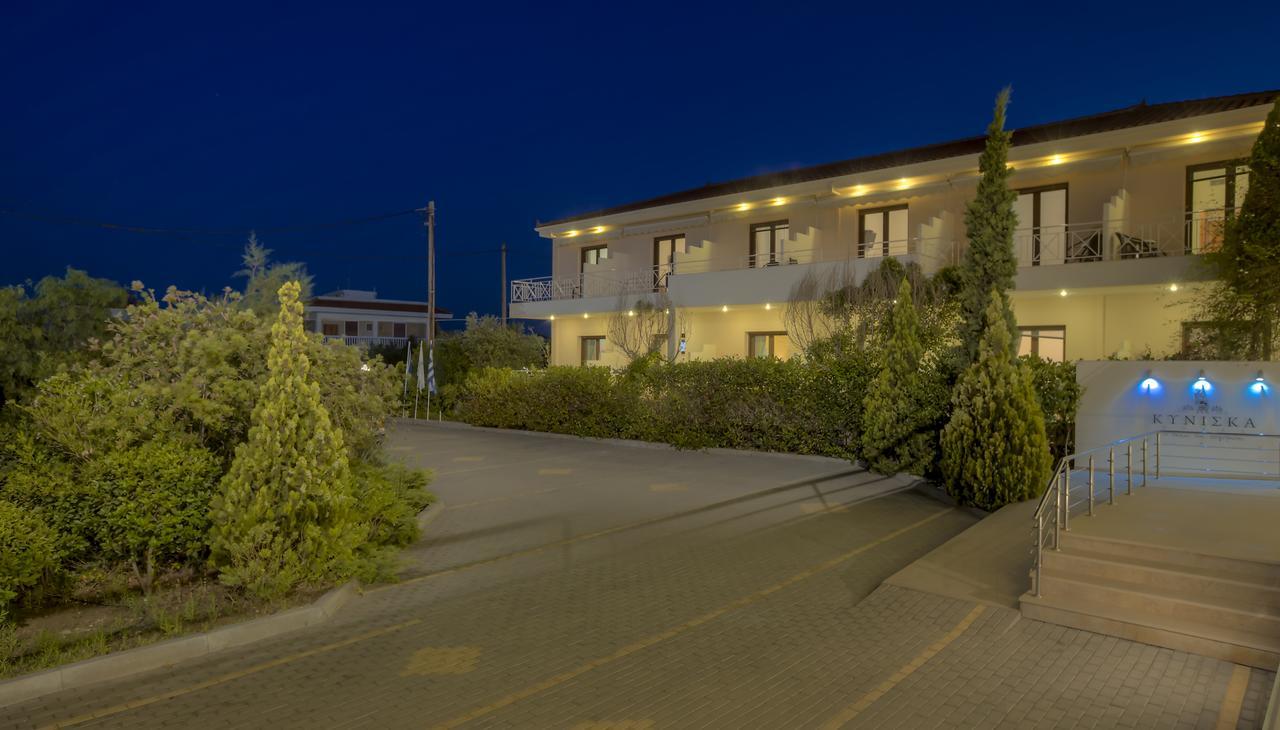 Kyniska Hotel Plitra Exterior photo
