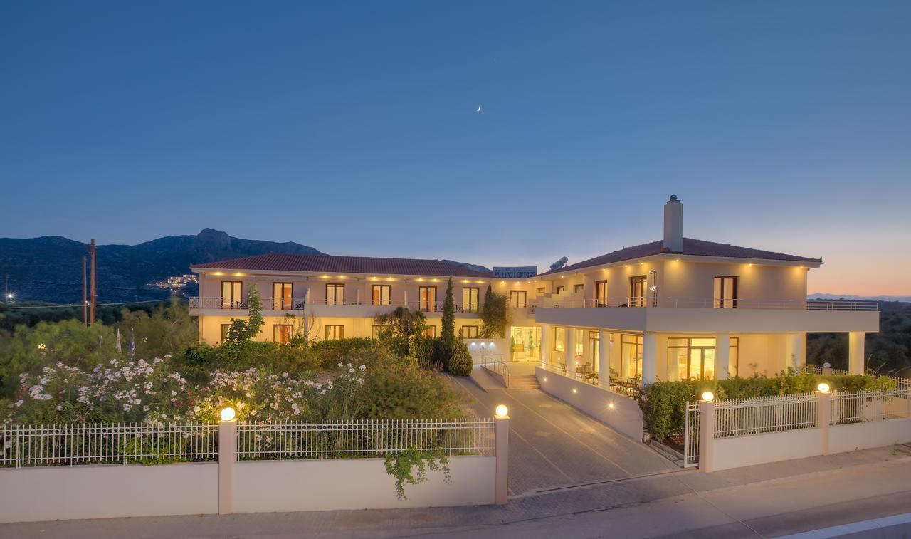 Kyniska Hotel Plitra Exterior photo